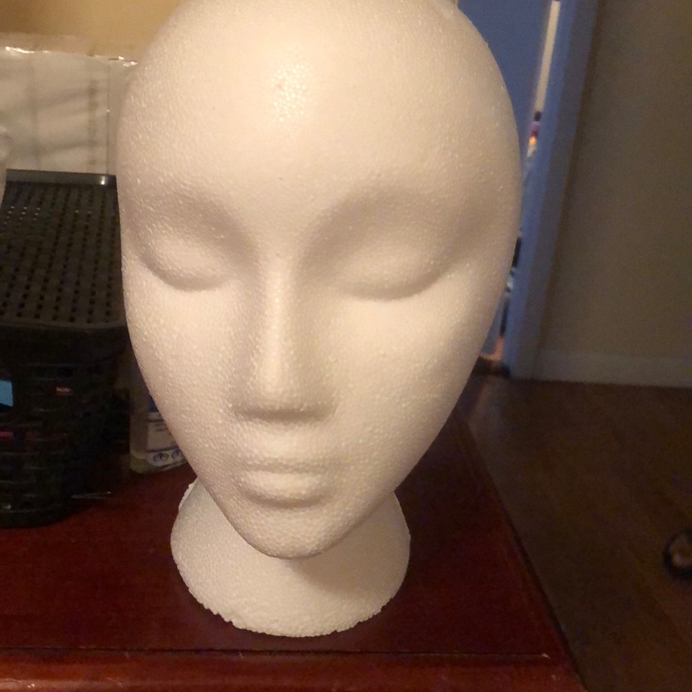 Wig head